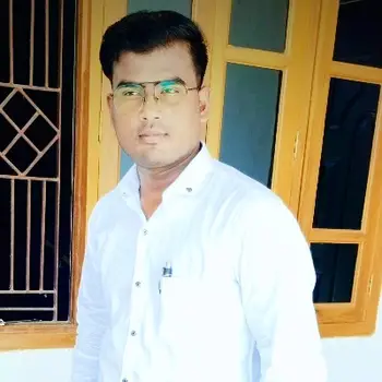 Gulshan Sharma Maths Home Tutor in Aliganj Lucknow with 4 Years Experience